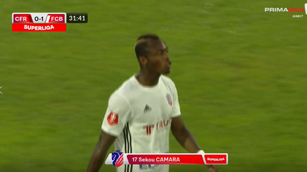 VIDEO | FC Botoşani dă lovitura pe terenul lui CFR Cluj. Camara profită de o eroare a defensivei şi marchează