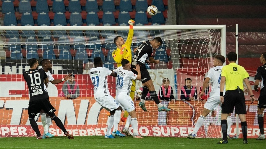 Şase jucători de la FC Botoşani nu au plecat în cantonamentul din Antalya