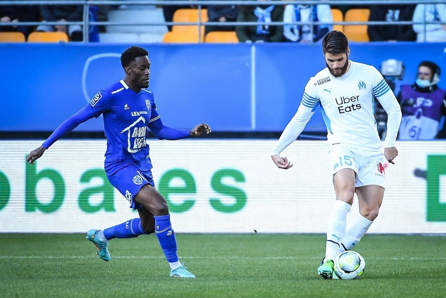 FC Botoşani a transferat un fundaş francez din Ligue 1. Update: Moldovenii au adus şi un jucător de la Farul
