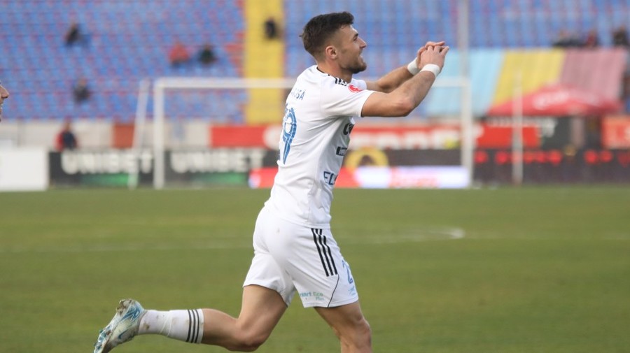 OFICIAL | Adi Chică Roşă a plecat de la FC Botoşani! Atacantul va semna cu alt club din Superliga