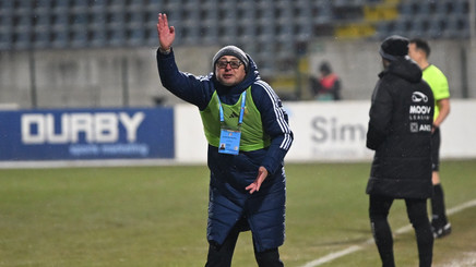 VIDEO | ”Trebuie să strângem rândurile”. Leo Grozavu a explicat criza de formă a echipei sale