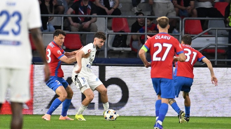 Poate fi una dintre surprizele verii în SuperLiga! Negocierile sunt în desfăşurare: "Discuţii avansate"