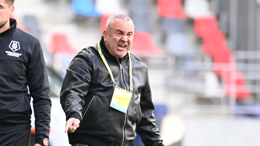 ”Noi venim agitaţi, poate nu dormim noaptea”. Promovarea pare tot mai greu de atins pentru Mihai Iosif