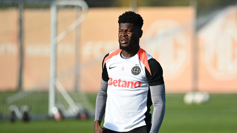 Lovitura zilei! David Kiki a plecat de la FCSB şi a semnat în SuperLiga