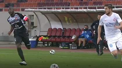 Seară nefastă pentru Viera. Fundaşul lui Hermannstadt a greşit grav la două goluri ale FCSB-ului. VIDEO cu gafele