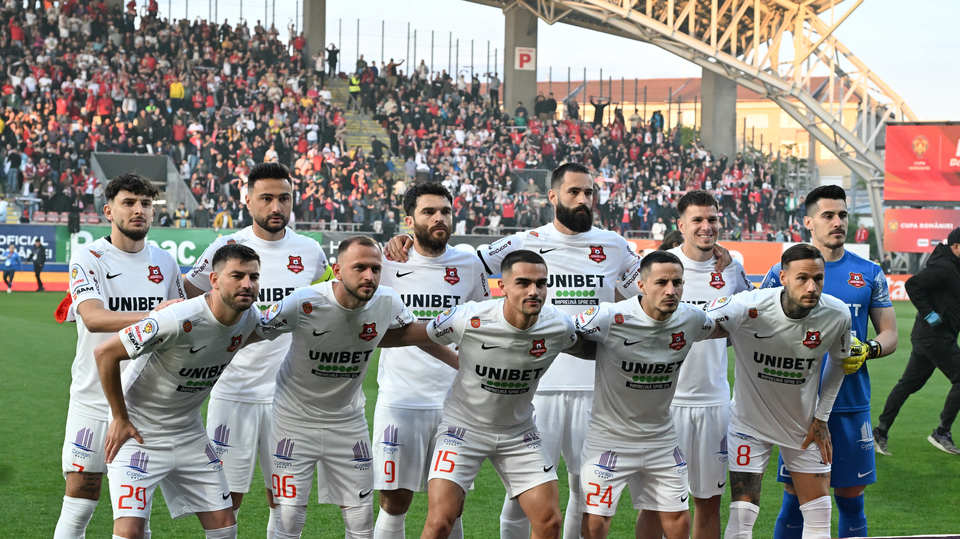 //i0.1616.ro/media/581/3142/38239/22033207/1/cfr-cluj-fc-hermannstadt-finala-cupei-romaniei-betano-14-05-2025-4.jpg