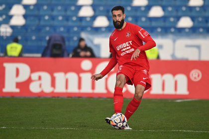 VIDEO | Selimovic a încasat cel mai absurd cartonaş galben al sezonului