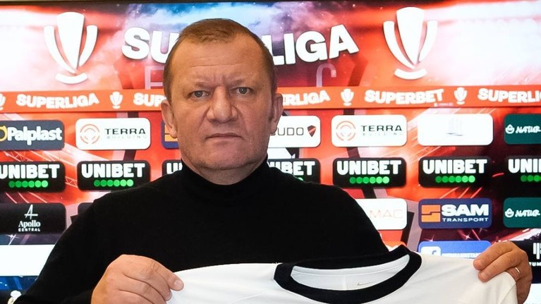 Dorinel Munteanu le-a pus gând rău oltenilor: „Importanţa jocului o ştim cu toţii”