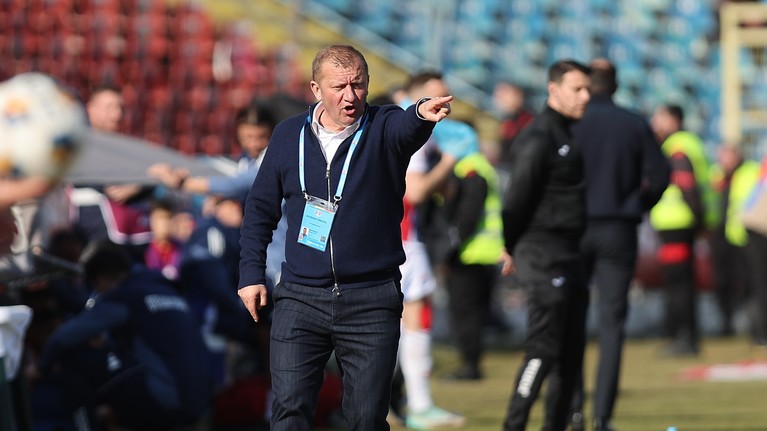 ”Au vrut să mă enerveze, dar chiar nu a funcţionat”. Dorinel Munteanu, discurs tăios după ce a revenit la Galaţi