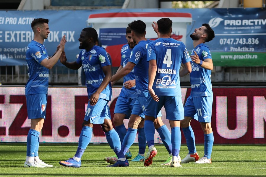 Comisia de Disciplină a amendat Chindia Târgovişte, după barajul de menţinere în Casa Liga 1