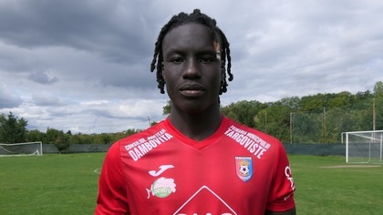 OFICIAL | Francezul Aly Ndom a semnat cu Chindia Târgovişte. E primul transfer în era Toni Petrea!