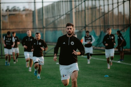 S-a sunat adunarea şi la Universitatea Cluj. 25 de jucători merg în cantonamentul din Antalya