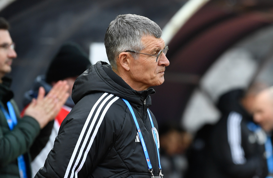 VIDEO | „Asta mă deranjează!”. Ioan Ovidiu Sabău nu s-a abţinut după egalul cu Farul 