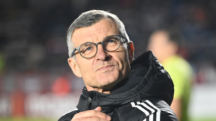 Ioan Ovidiu Sabău a semnat