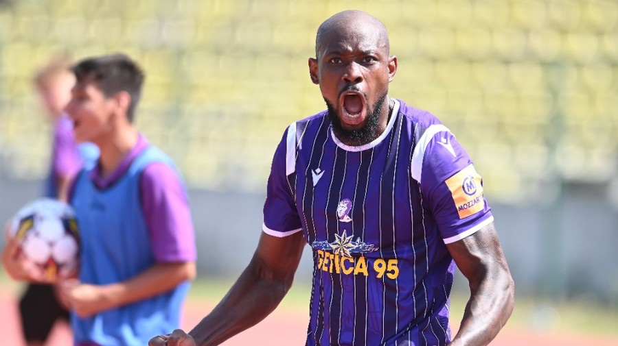 Arnold Garita la „U” Cluj? Conducerea ardelenilor a făcut anunţul cu privire la revenirea în SuperLiga a fostului atacant de la FC Argeş