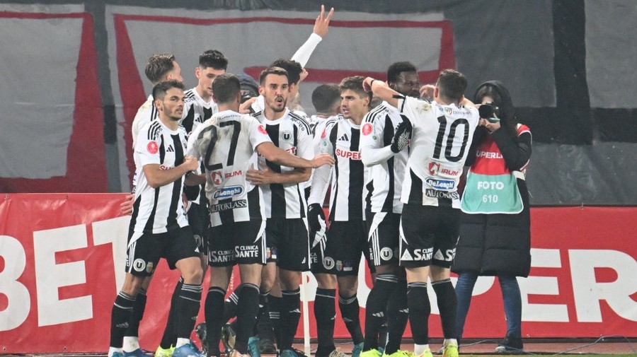 OFICIAL | OUT de la „U” Cluj! În plin sezon, Neluţu Sabău a renunţat la fostul jucător de la FCSB şi Rapid