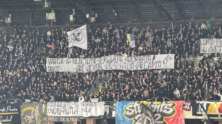 "U" Cluj - CFR | Alb-negrii şi-au surclasat rivala din oraş în războiul bannerelor