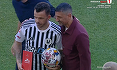 VIDEO | Dan Nistor a egalat recordul pentru cele mai multe meciuri în Superliga! A fost premiat chiar de Ionel Dănciulescu
