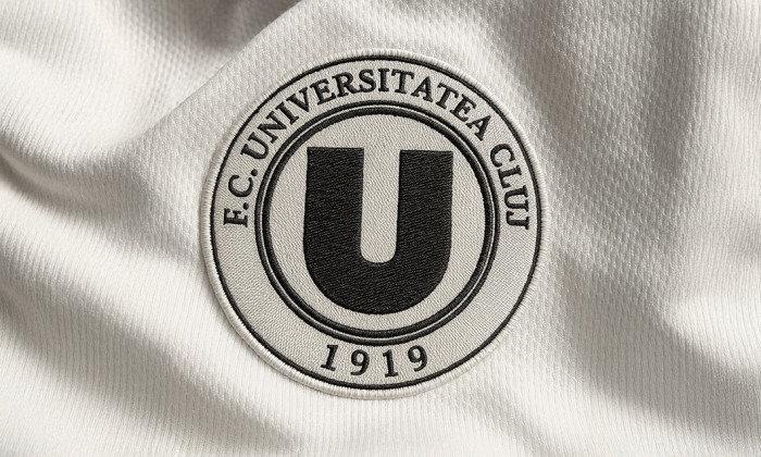 "U" Cluj s-a înţeles cu un fundaş naţională! Fotbalistul a ajuns în România pentru negocierile finale: "Avem bugetul necesar"