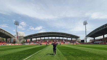 Încă o echipă din Casa Liga 1 nu îşi va putea primi fanii pe stadion. “Ne pare enorm de rău că nu am reuşit să le oferim abonaţilor noştri ocazia să fie prezenţi”