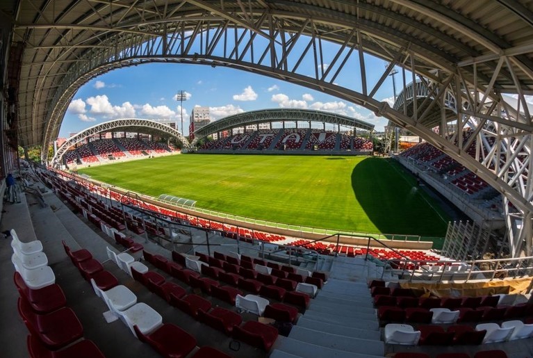 UTA Arad va juca meciurile de acasă la Oradea pe durata lucrărilor de schimbare a gazonului la arena ”Francisc Neuman”