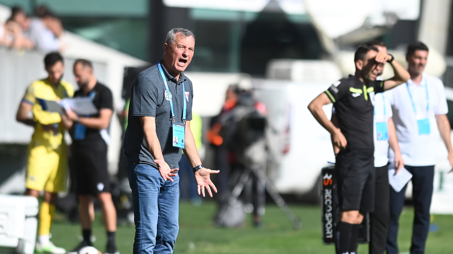 Mircea Rednic, ”Domnul X” al Superligii. ”Nu avem voie să pierdem”