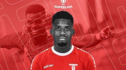 OFICIAL | UTA a transferat un fotbalist cu un CV interesant