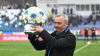 Mircea Rednic, contestat de o parte a fanilor. Conducerea a decis viitorul antrenorului
