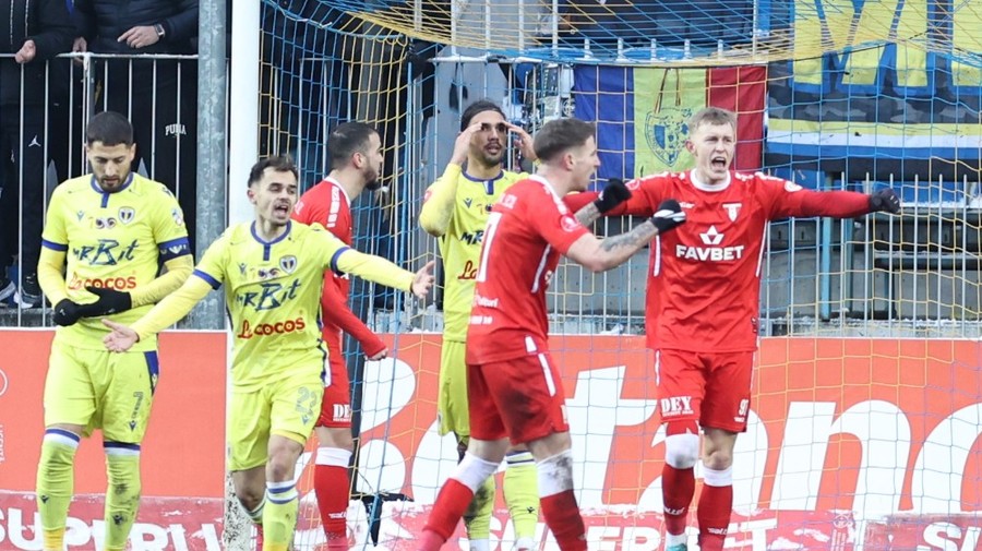 Un club de mare tradiţie din România a fost scos la vânzare! Suma pe care va trebui să o achite noul cumpărător