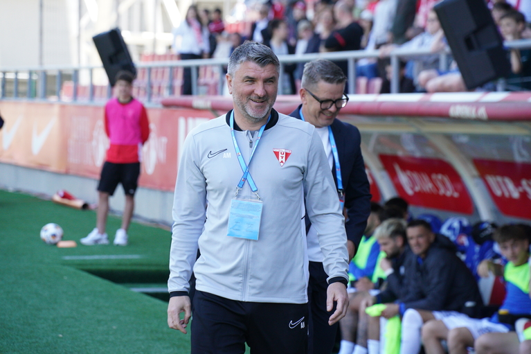 Adrian Mihalca a scăpat dramatic victoria în disputa cu Petrolul. ”Nu e un capăt de ţară”