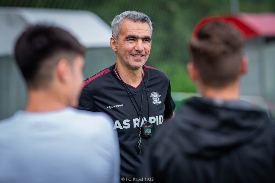 Iencsi, după primul meci ca şi antrenor la Rapid. ”Încerc să creez un grup foarte apropiat, asta e cel mai important, ca lotul să fie cât mai omogen”