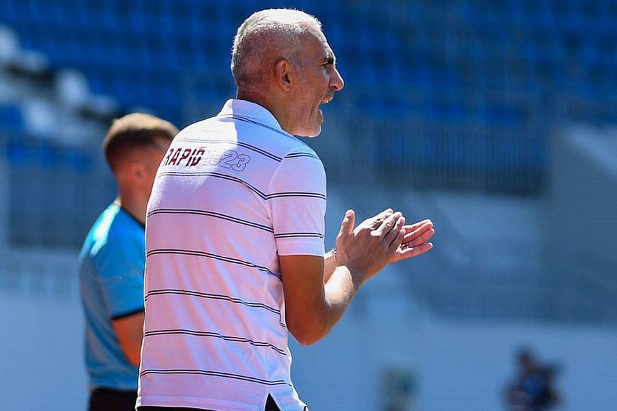 Reacţia de resemnare a lui Adrian Iencsi, după eşecul surprinzător cu Recea. ”Când pierzi, doare. Ştiam că o să avem o partidă grea”
