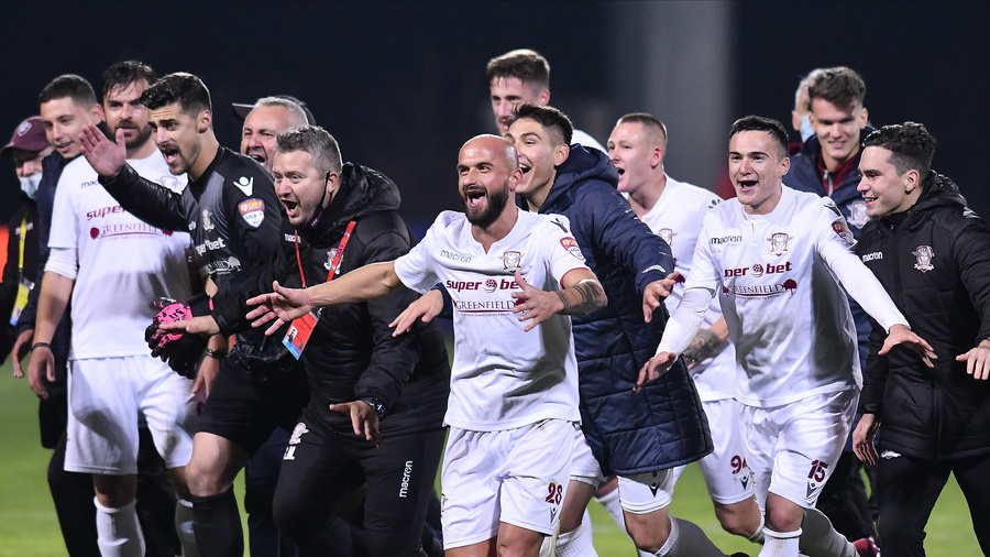 VIDEO | Bucurie mare la Rapid, după 1-0 cu U Cluj. Mihai Iosif: ”Trăieşte clipa, asta a spus Horaţiu. Asta fac!”