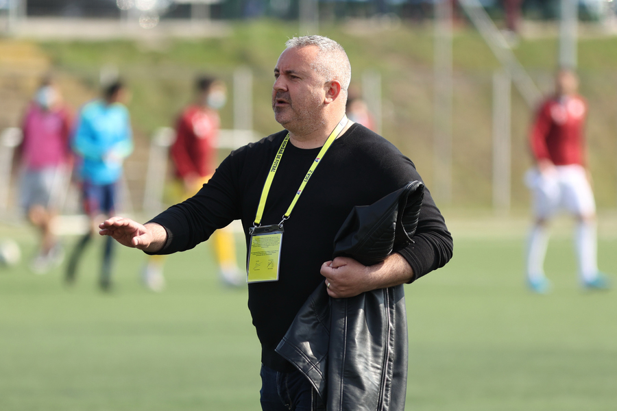 EXCLUSIV | Mihai Iosif a vorbit despre viitorul său la Rapid. ”În fotbal se poate întâmpla orice, rezultatele te ţin”