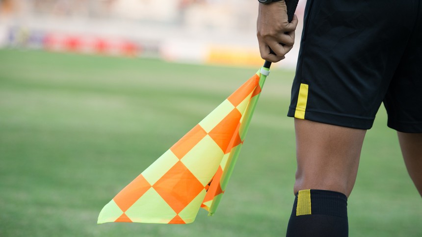 S-au pus paie pe foc! Derby-ul Rapid - FCSB este arbitrat de omul care i-a scos din minţi pe ”roş-albaştri” şi pe cei de la CFR Cluj