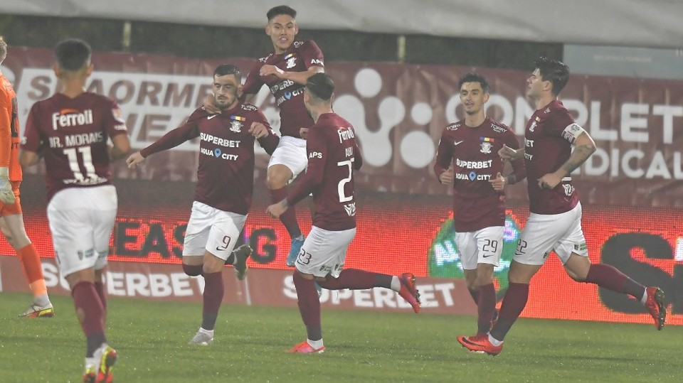 //i0.1616.ro/media/581/3142/38244/20433907/1/rapid-bucuresti-cfr-cluj-liga-1-casa-pariurilor-17-10-2021.jpg