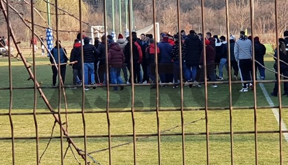 Fanii Rapidului au mers peste Mutu şi jucători la antrenamentul de azi! Venirea lui Stăncioiu, motivul tensiunilor. UPDATE: Fostul portar dispare din staff-ul lui Mutu!