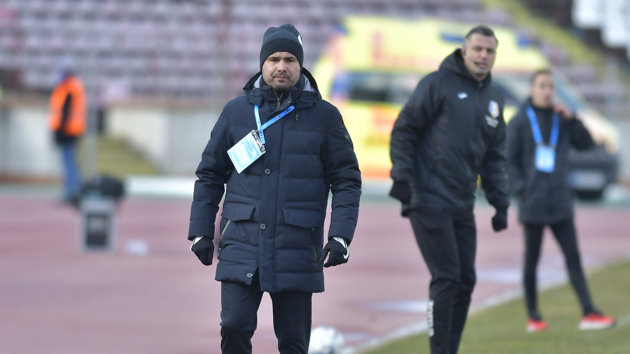 Ce i-a spus Adrian Mutu lui Rareş Ilie la pauza meciului cu UTA: ”L-am certat în prima repriză!”