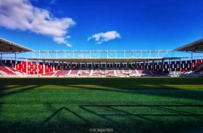 România se întoarce în Giuleşti după 11 ani de la victoria cu Germania. Stadionul Rapidului, testat în vederea găzduirii EURO U21 din 2023: 
