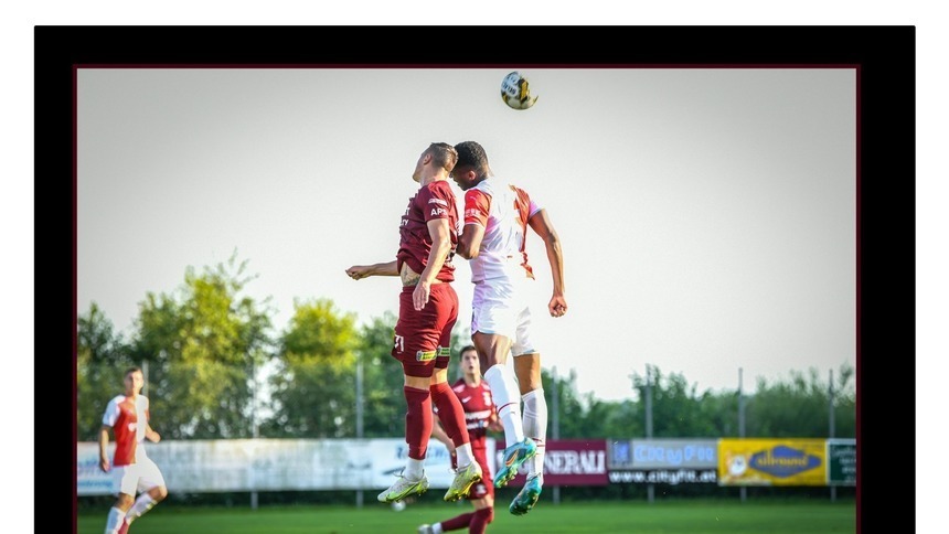 Motive de îngrijorare pentru Adi Mutu. Rapid, învinsă la un scor zdrobitor de Slavia Praga, într-un amical