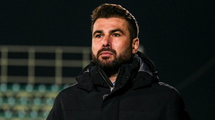 Un rapidist îi dă de gol pe rapidişti. Adrian Mutu, contestat de suporteri deşi e pe locul 4 în SuperLigă