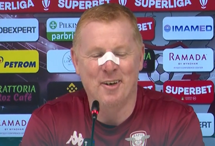 Neil Lennon ”s-a accidentat” înainte de meciul cu CFR Cluj. ”Am crezut că sunt în Turul Franţei”