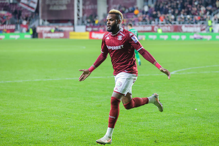 Reacţie categorică din partea conducerii lui Rapid după ce Aaron Boupendza a fost exclus din lot: „Dragoste cu forţa nu se poate” | VIDEO EXCLUSIV