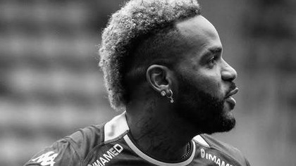 Reacţia oficialului de la Rapid, după aflarea veştii decesului jucătorului Aaron Boupendza. „Băieţii erau afectaţi” | EXCLUSIV VIDEO