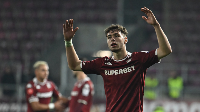 Rapid i-a găsit înlocuitor lui Borza! Un fundaş lateral din Superliga poartă negocieri cu formaţia din Giuleşti