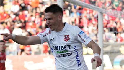 Daniel Paraschiv e la un pas de revenirea în Superliga, dar nu la „U” Cluj! Atacantul se află în negocieri cu o echipă ce va ataca titlul în sezonul viitor