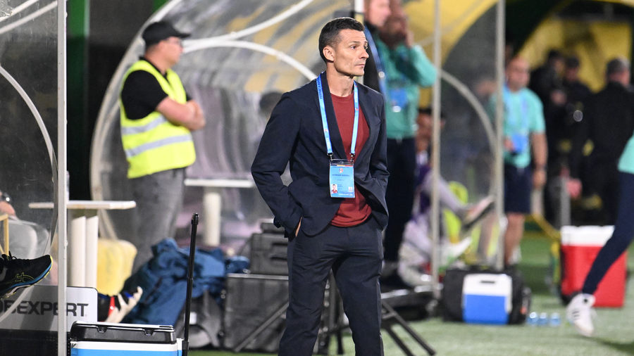 VIDEO | Costel Gâlcă, val de nemulţumiri, deşi a debutat cu dreptul. ”Nici cei care au intrat de pe bancă nu au adus un plus”