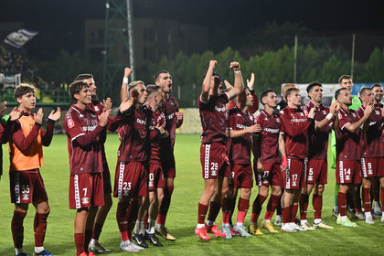 Jucătorul de la Rapid, avertizat: ”De ce să stai aici?” | VIDEO EXCLUSIV

