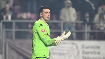 Portarul Marian Aioani acuză arbitrajul cu ”U” Cluj! ”El a venit în mine”