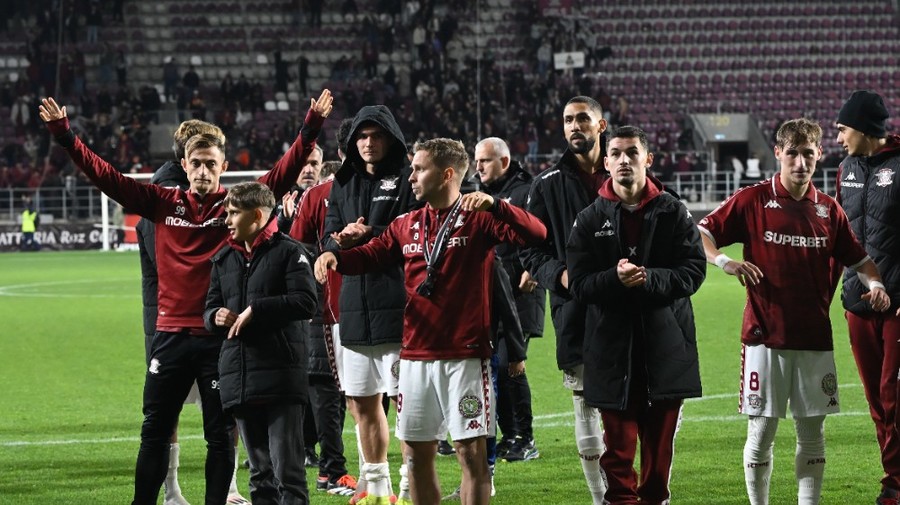 Surpriză mare! Jucătorul pentru care Rapid a plătit 1 milion de euro, pe picior de plecare din Giuleşti